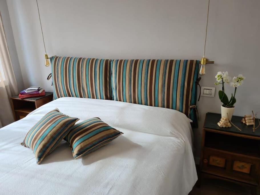 Cuore Di Alba Charming Apartment Ngoại thất bức ảnh